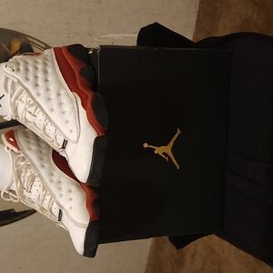 Jordan Retro 13s Chicago Red Size 7Y